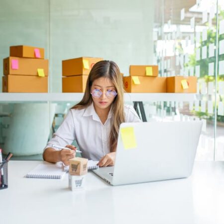 Free vs Paid Web Hosting: Best for E-Commerce